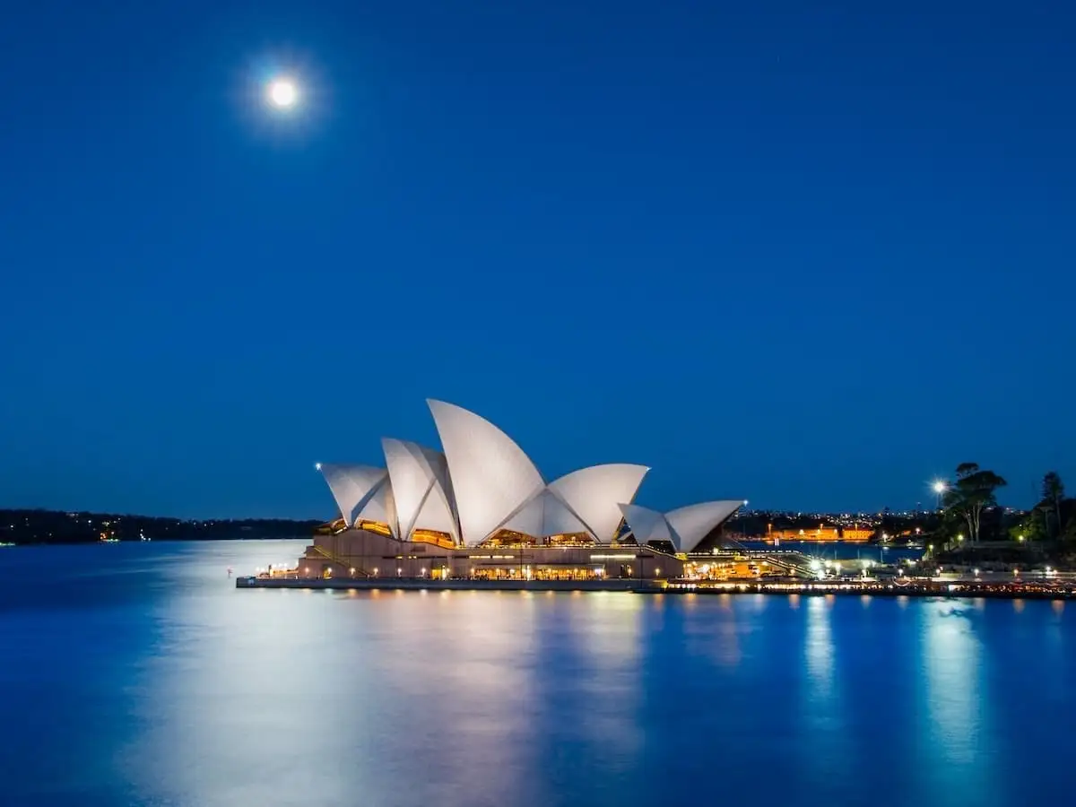 Ópera de Sídney de noche