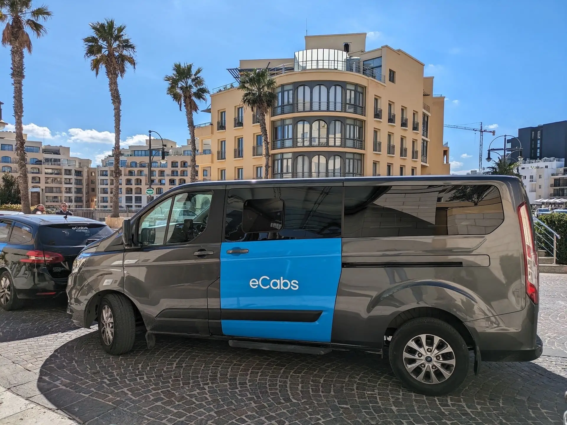 Chauffeur-driven minivan from eCabs